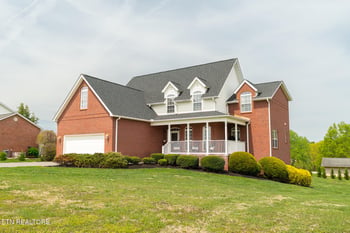 505 Jockey Club Ln, Seymour, TN 37865