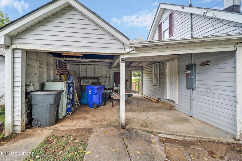 505 N Chamberlain Ave, Rockwood, TN 37854