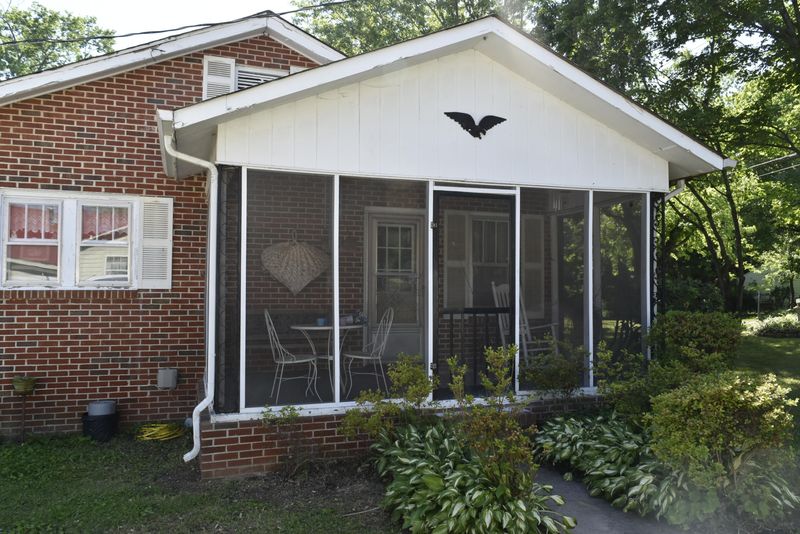 505 Oak St, Athens, TN 37303