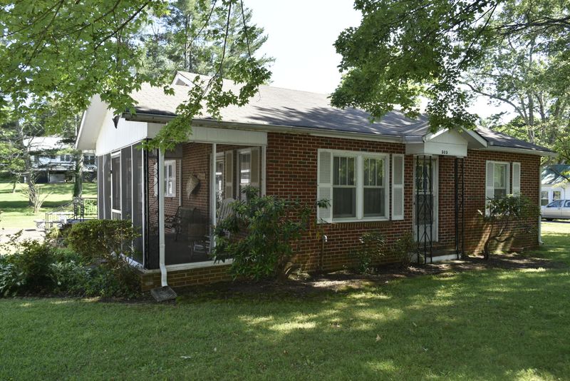 505 Oak St, Athens, TN 37303