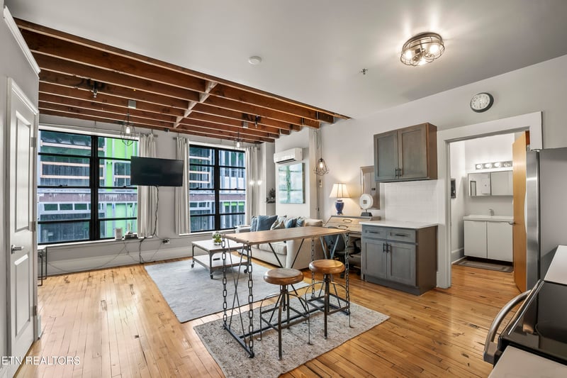 505 Union Ave #204, Knoxville, TN 37902