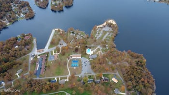 5051 Ostego Dr, Crossville, TN 38572