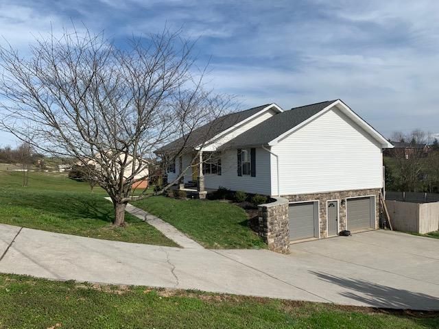 5053 Gregory Rd, Greenback, TN 37742
