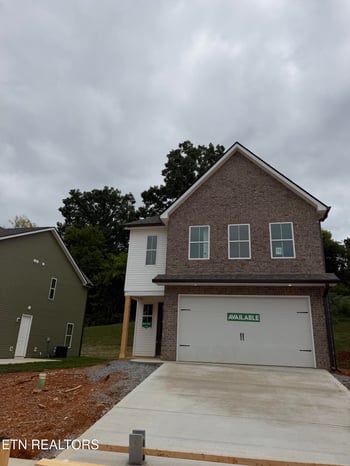 506 8th Ave, Lenoir City, TN 37771