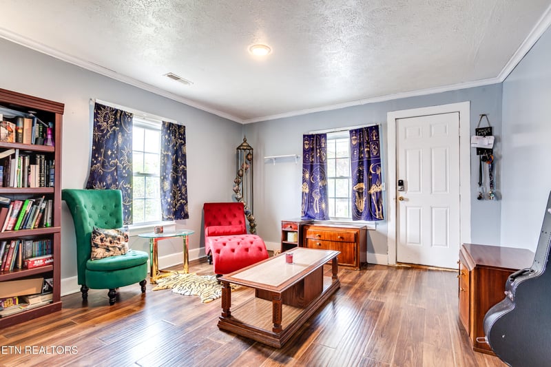 506 E Prospect St, Lafollette, TN 37766