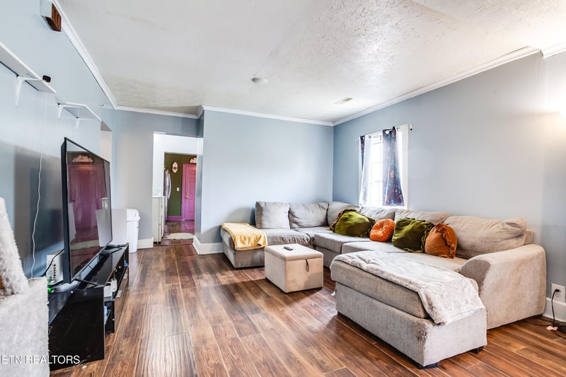 506 E Prospect St, Lafollette, TN 37766