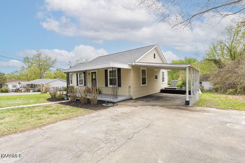 506 Mitchell Dr, Knoxville, TN 37912