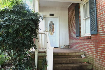 506 Wharf St, Loudon, TN 37774