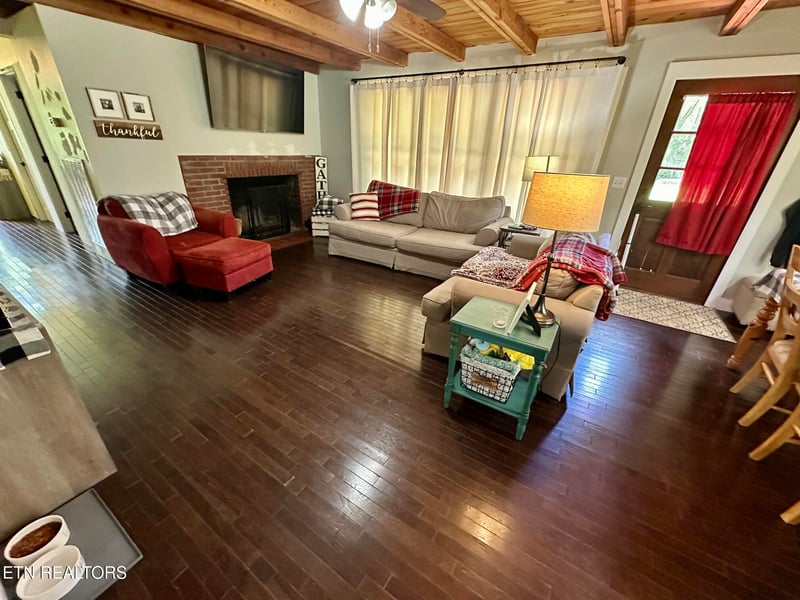 506 Wier Farm Way, Pigeon Forge, TN 37863