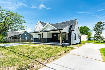 507 E Inskip Dr, Knoxville, TN 37912