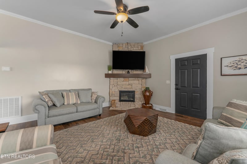 508 E Central Ave, Lafollette, TN 37766