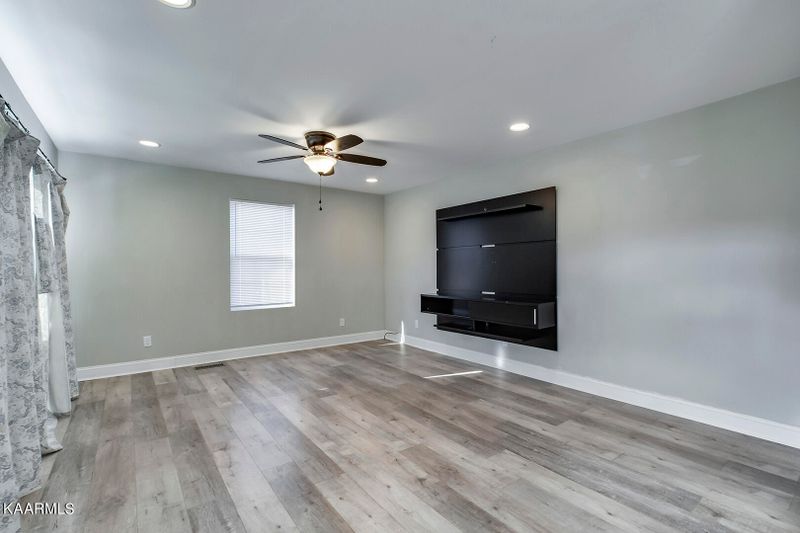 508 George St, Athens, TN 37303