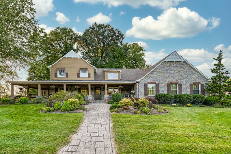 508 Sinking Springs Rd, Clinton, TN 37716