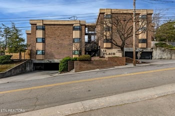 509 11th St #2008, Knoxville, TN 37916