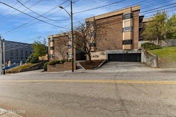 509 11th St #2008, Knoxville, TN 37916