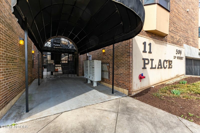 509 11th St #2008, Knoxville, TN 37916