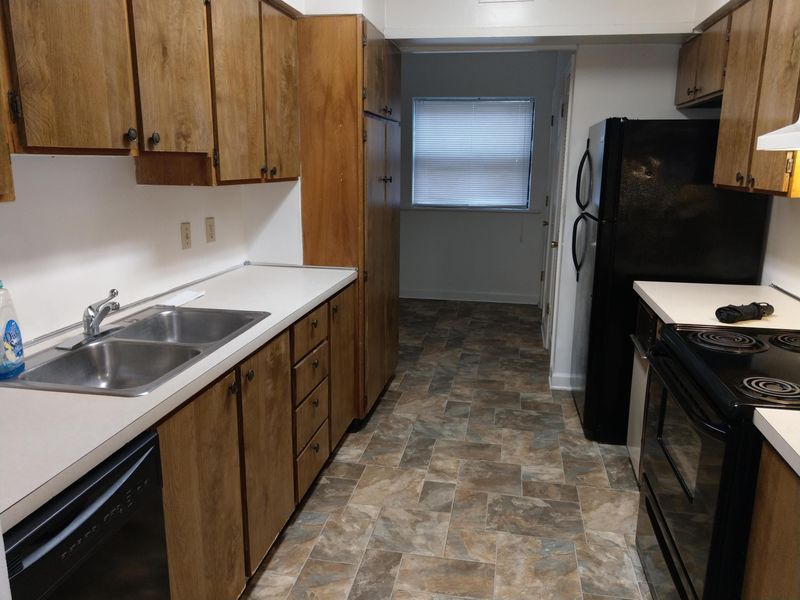 509 11th St #Apt 2006, Knoxville, TN 37916