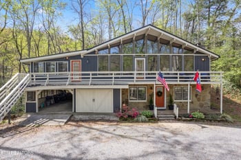 509 Adams Rd, Gatlinburg, TN 37738