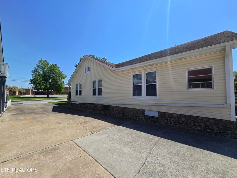 509 High St, Sevierville, TN 37862