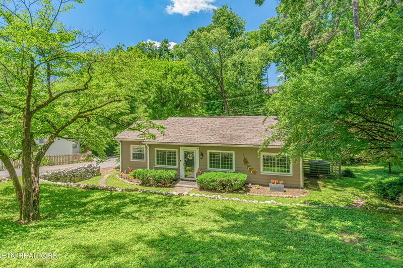 509 Highland Hills Rd, Knoxville, TN 37919