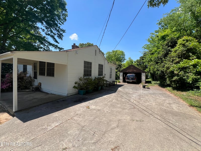 509 Leconte Ln, Knoxville, TN 37912