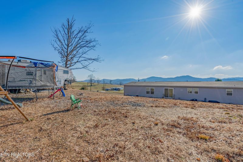 509 Smokey Rd, Rutledge, TN 37861