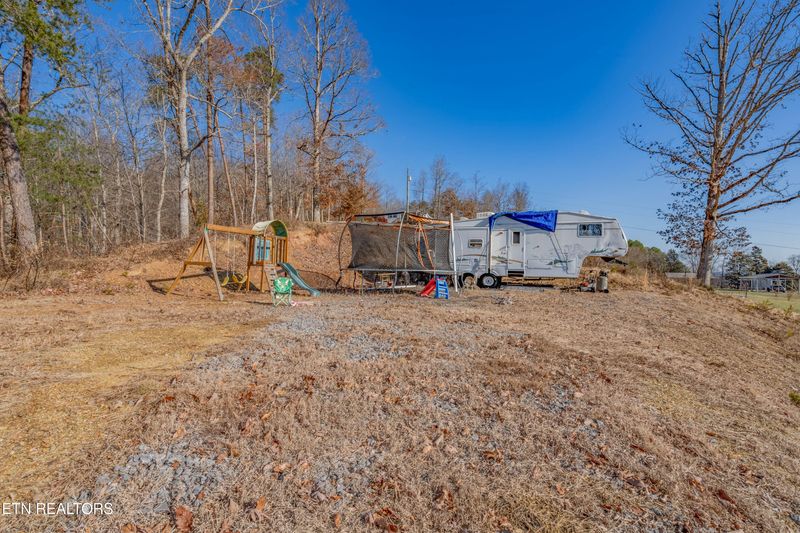 509 Smokey Rd, Rutledge, TN 37861