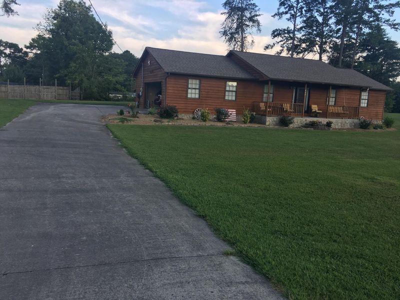 509 Stowers Dr, Corryton, TN 37721