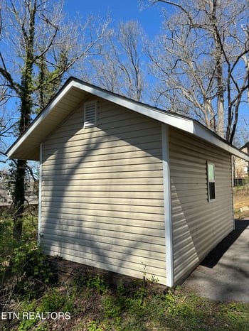 509 Taylor Rd, Knoxville, TN 37920