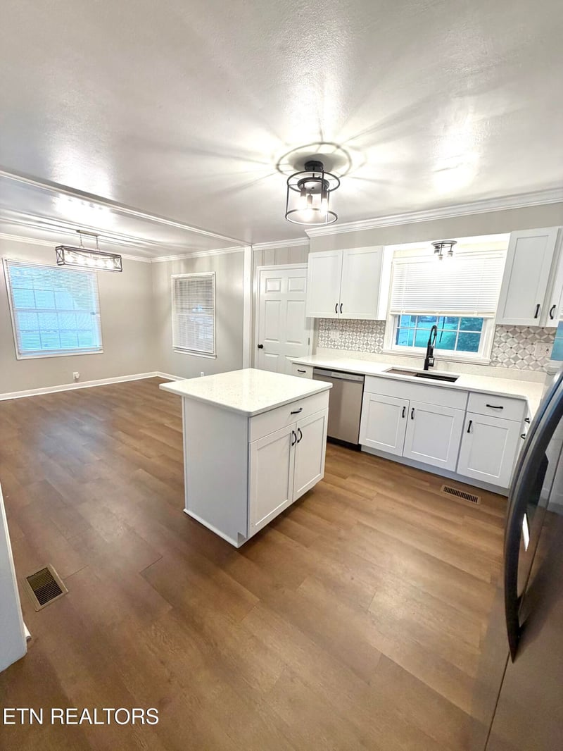 509 Williams St, Sweetwater, TN 37874