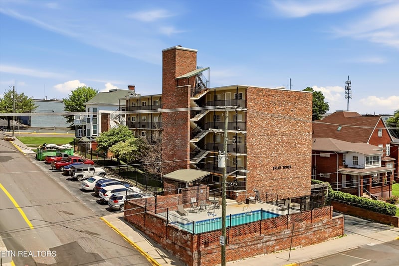 510 14th St #305, Knoxville, TN 37916