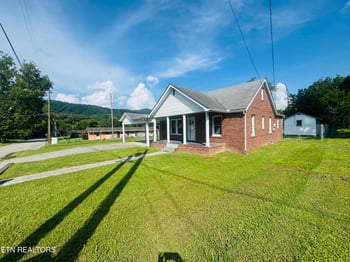 510 Fairground St, Rocky Top, TN 37769