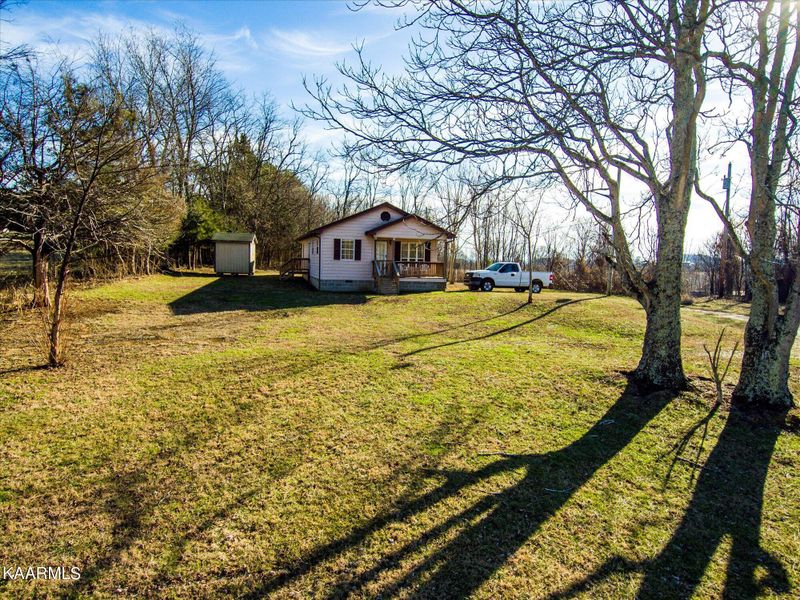 510 Gray Rd, Rutledge, TN 37861