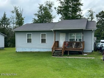 510 Iris Cir, Crossville, TN 38555