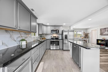 510 Michigan Ave, Oak Ridge, TN 37830
