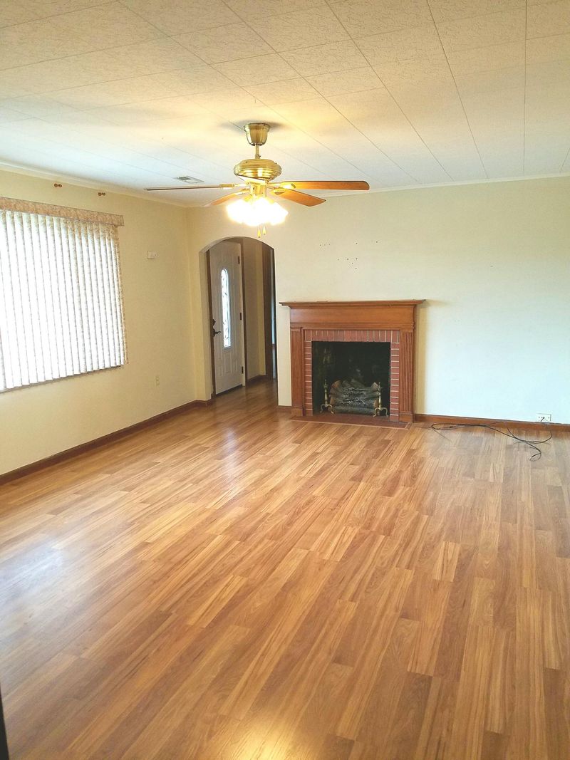510 Robinson Dr, Loudon, TN 37774