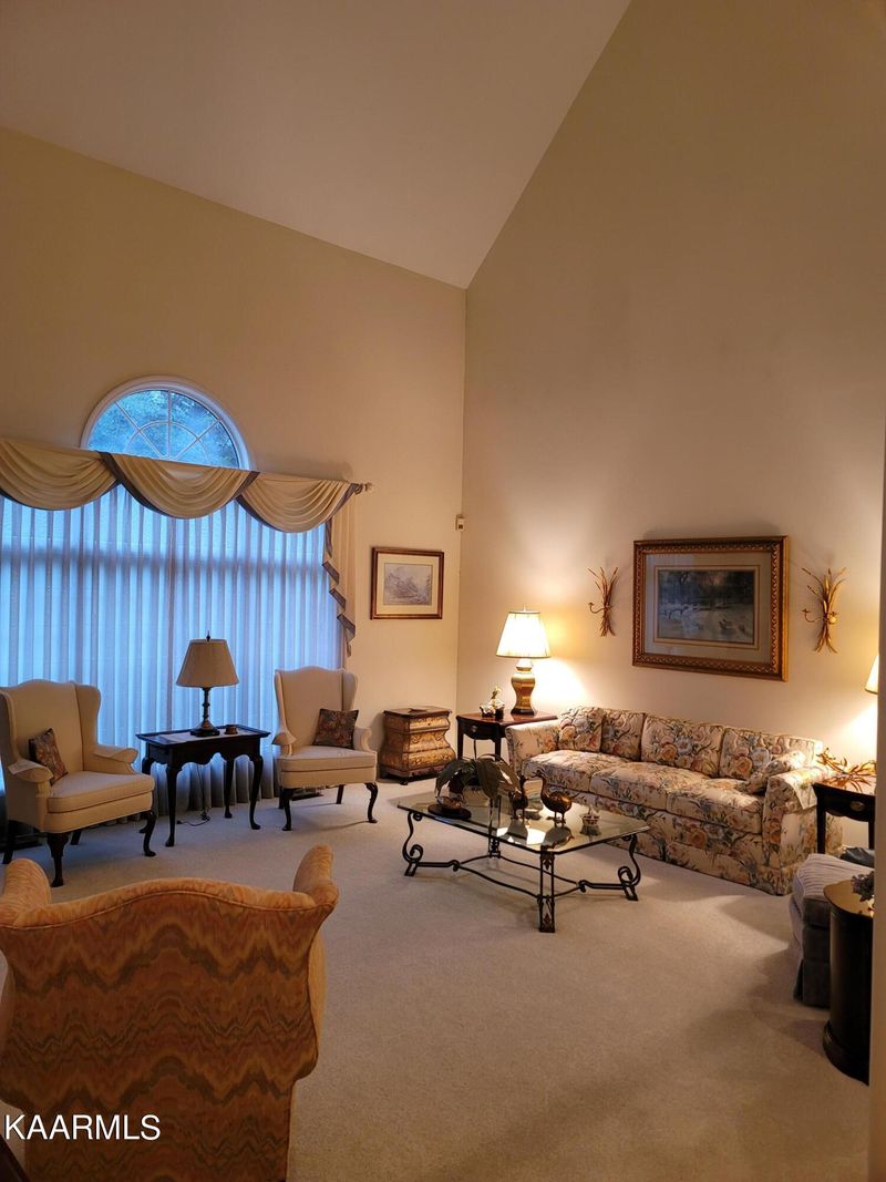 510 Spencer Clack Ln, Sevierville, TN 37862