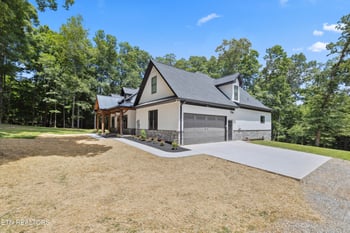 510 Temple Rd, Seymour, TN 37865