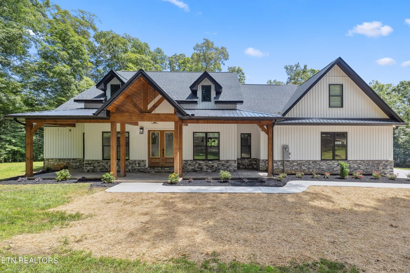 510 Temple Rd, Seymour, TN 37865
