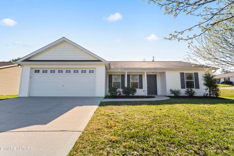 5100 Cattail Ln, Corryton, TN 37721