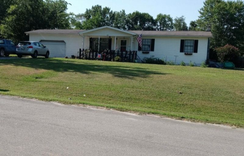 5105 Alcove Blvd, Greenback, TN 37742