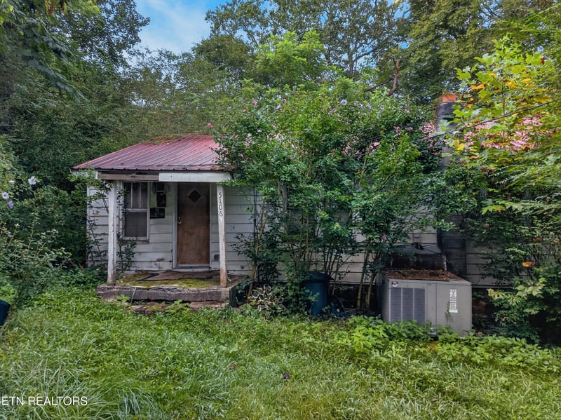5106 Highway 25w S E Of, Lafollette, TN 37766