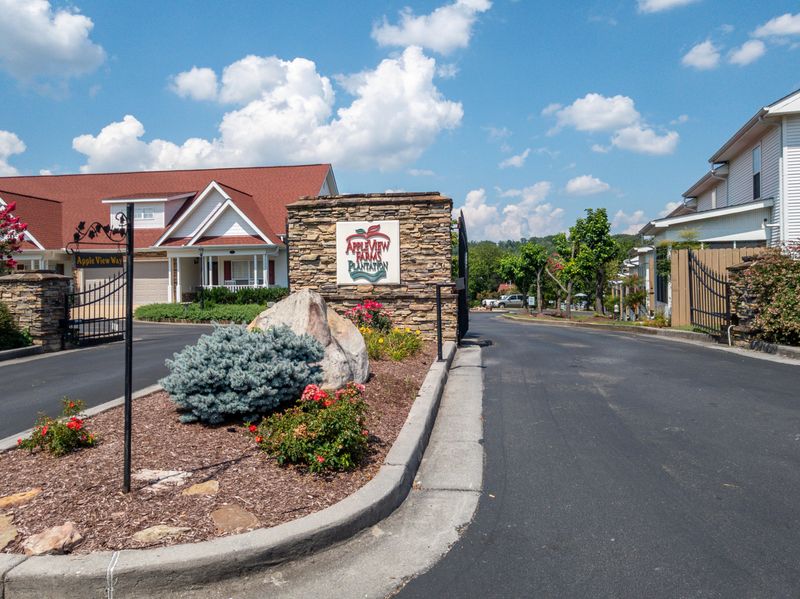 511 Apple View Way #205, Sevierville, TN 37862