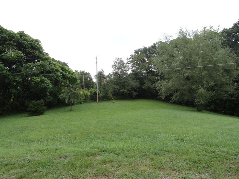 511 Black Oak Rd, Clinton, TN 37716