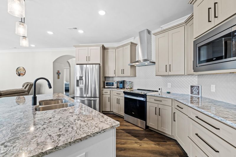 511 Chestnut Pl, Loudon, TN 37774