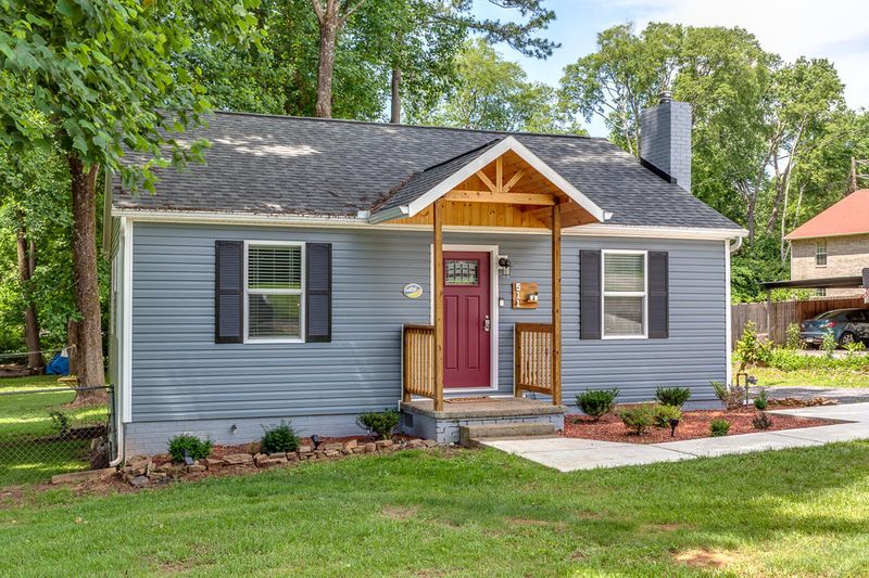 511 S Ruth St, Maryville, TN 37803