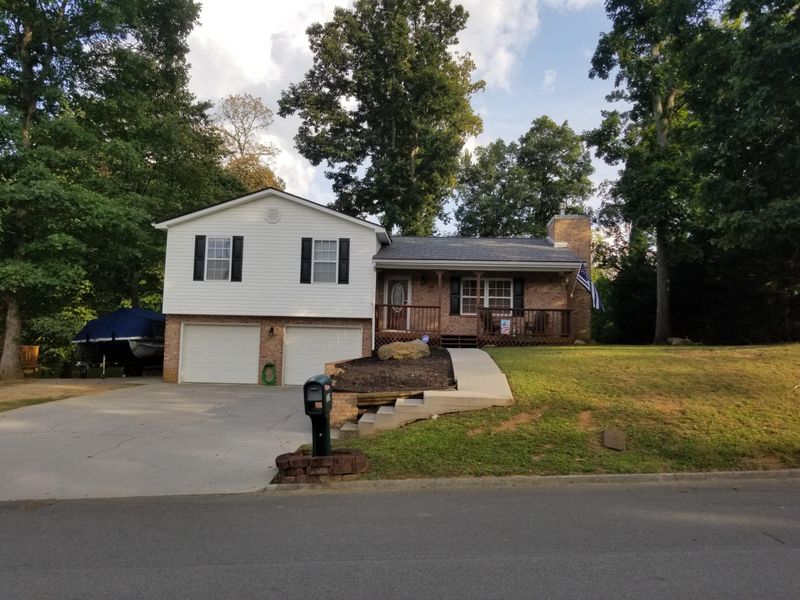 511 T St, Seymour, TN 37865