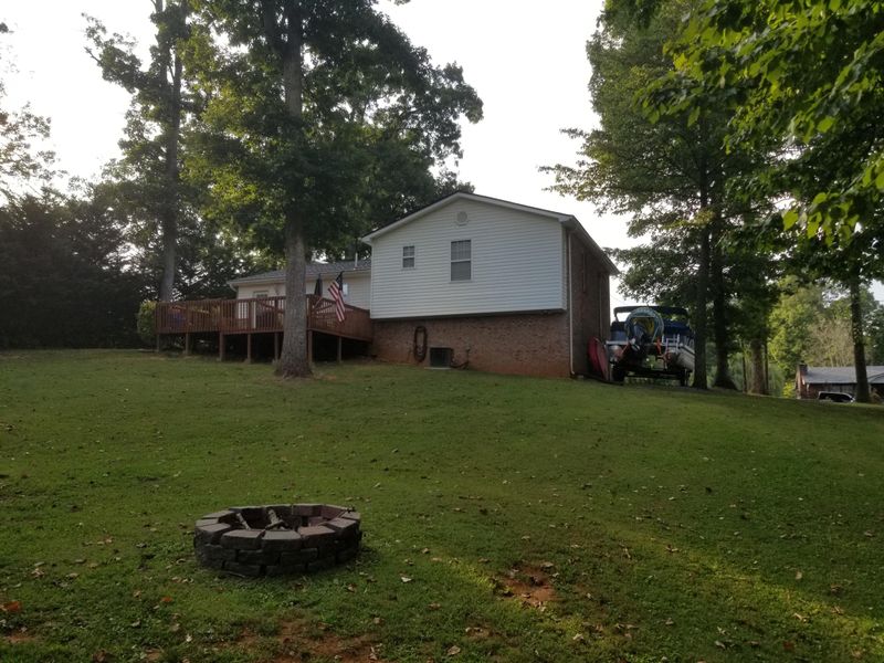 511 T St, Seymour, TN 37865