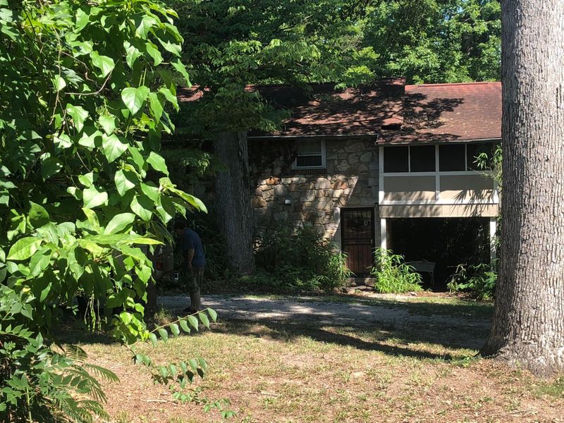 511 Taylor Rd, Knoxville, TN 37920