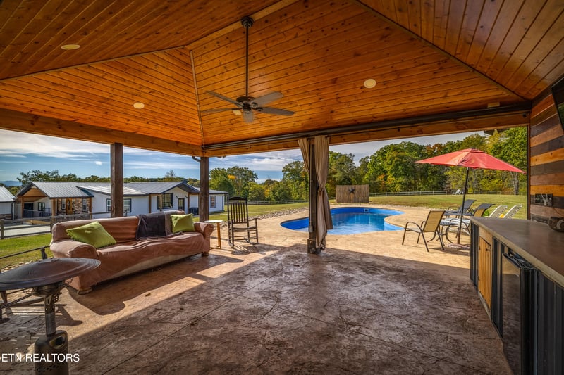 511 Windlass Rd, Knoxville, TN 37934